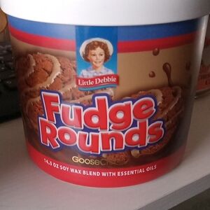 Little Debbie Fudge Rounds Scented Candle